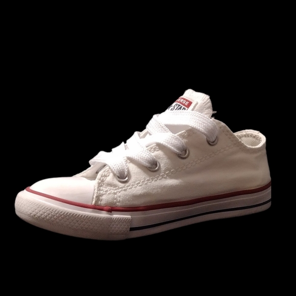 White Converse Low-Top Chuck Taylor Sneakers in Unisex Size 10 – Classic Style - Picture 3 of 7